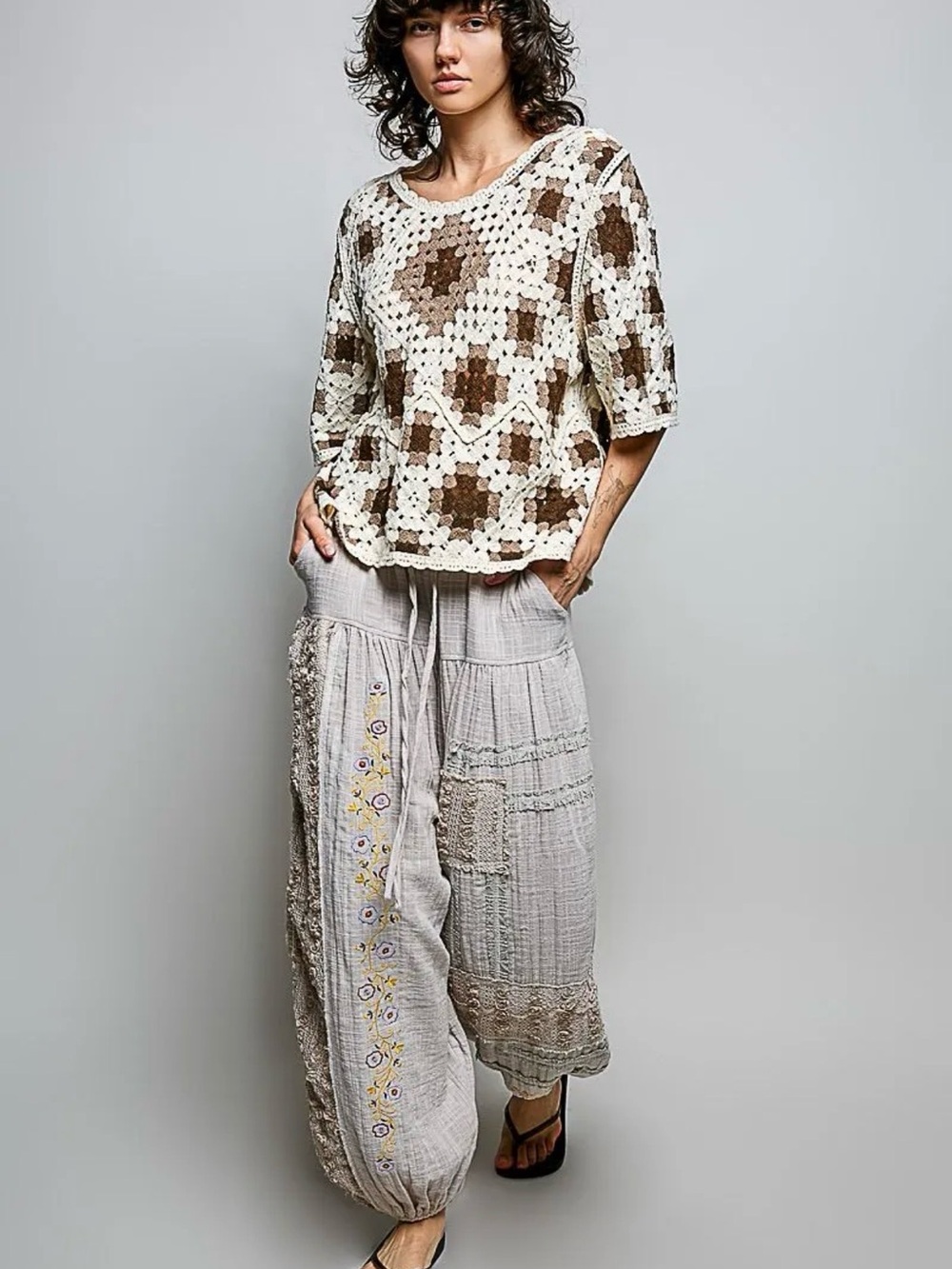 #55 R1 POL Crochet Square-Pattern Top - Picture 3 of 3